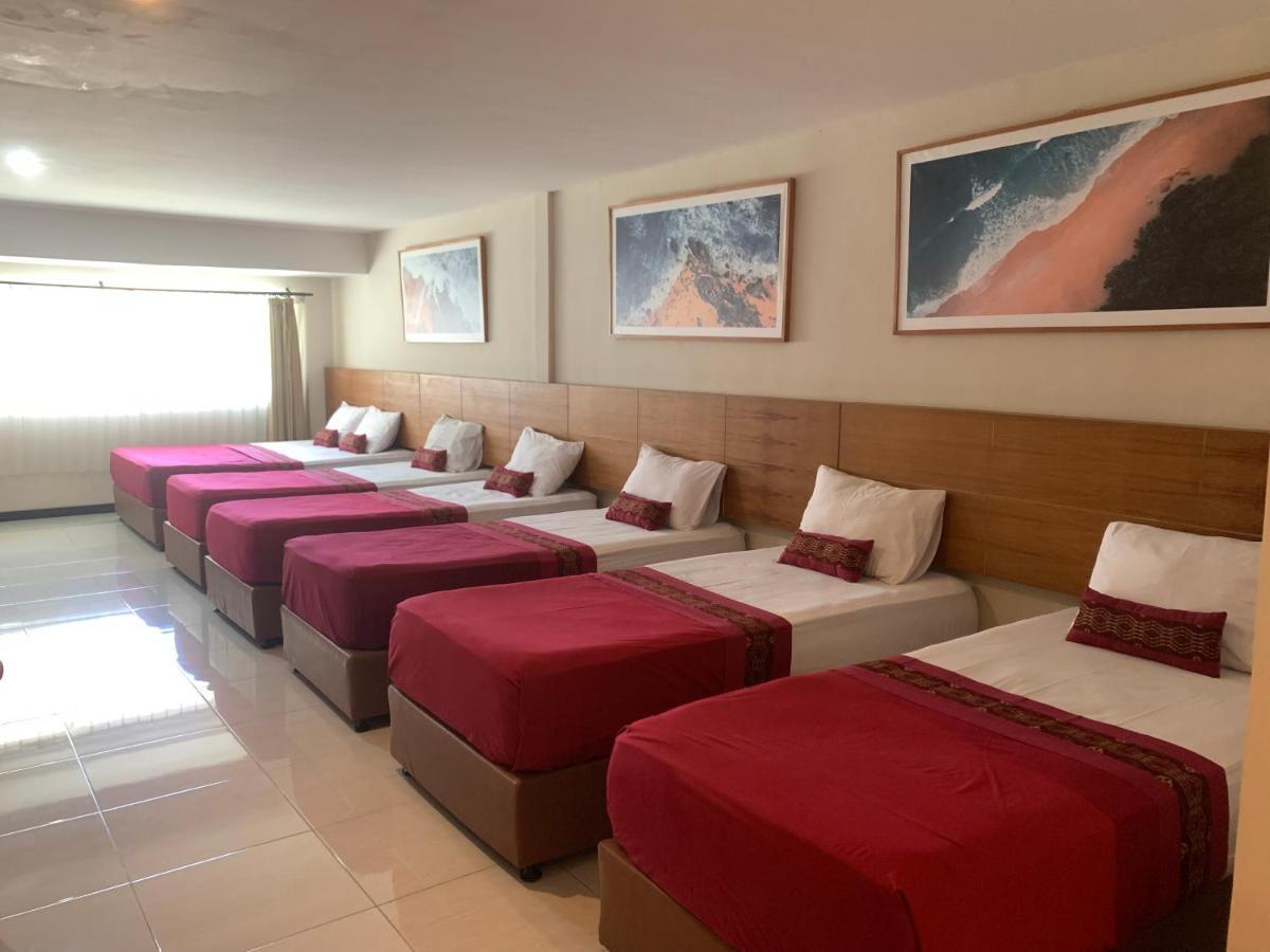 Kuta Suci Guesthouse エクステリア 写真