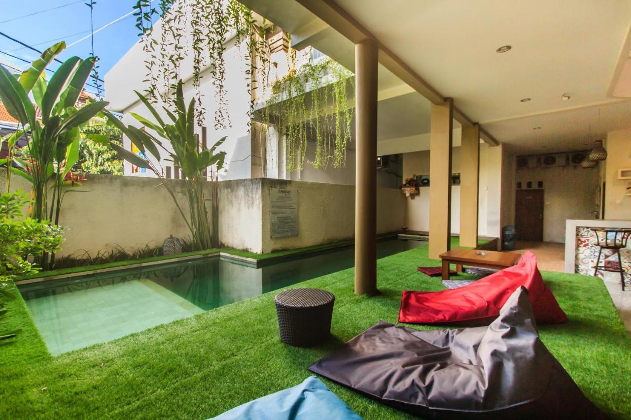 Kuta Suci Guesthouse エクステリア 写真
