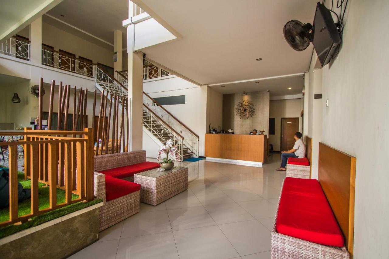Kuta Suci Guesthouse エクステリア 写真